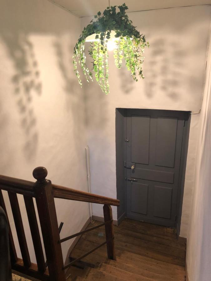 Chambre Bonheur Pugny-Chatenod Exterior photo